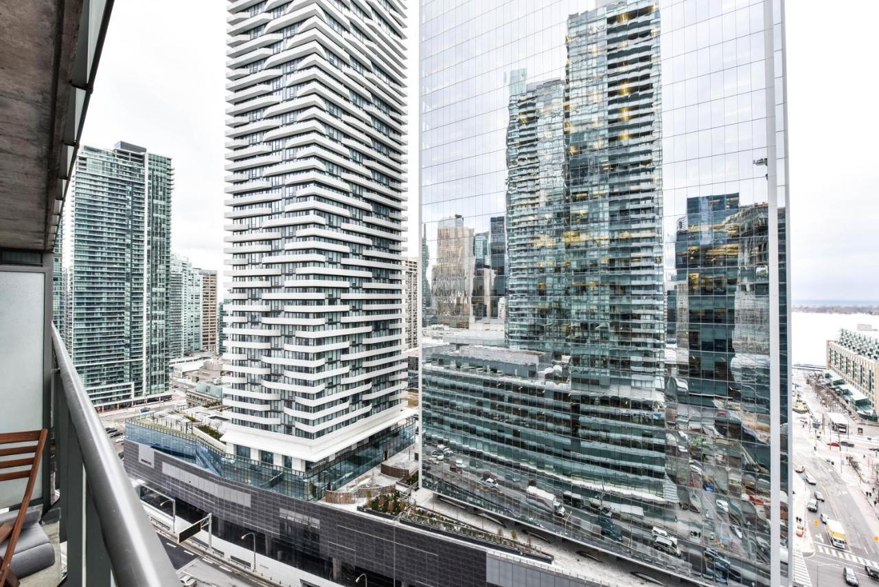Sarkar Suites - Maple Leaf Square Toronto Buitenkant foto