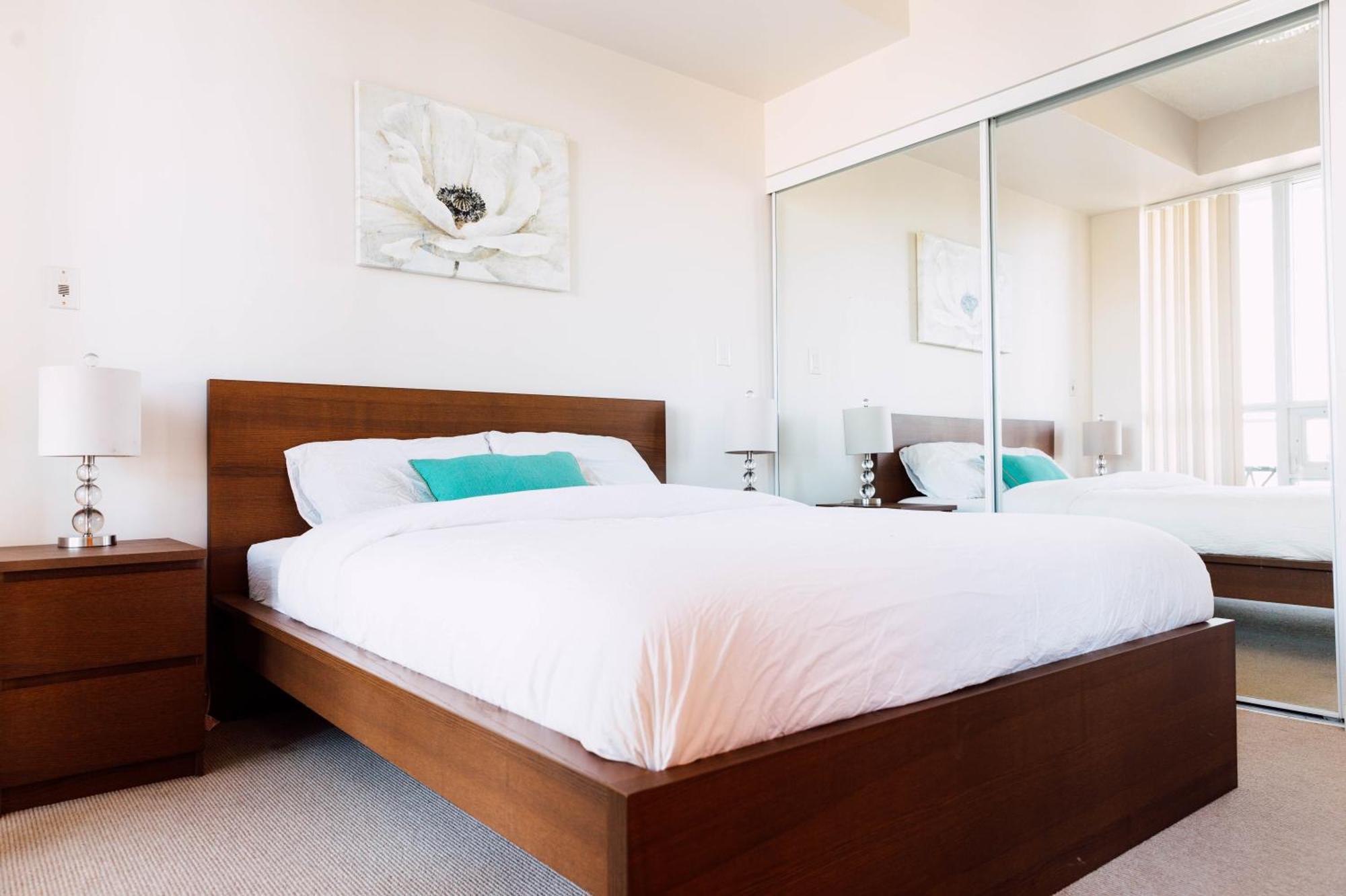 Sarkar Suites - Maple Leaf Square Toronto Buitenkant foto