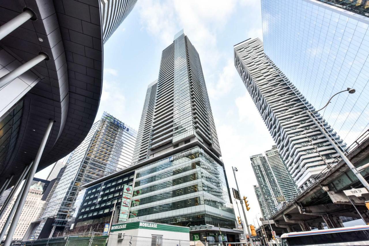 Sarkar Suites - Maple Leaf Square Toronto Buitenkant foto