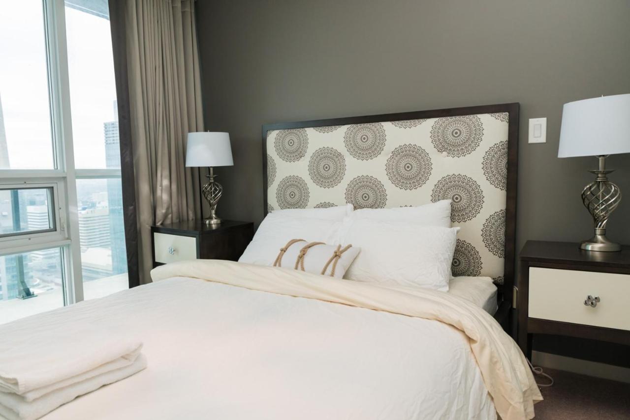 Sarkar Suites - Maple Leaf Square Toronto Buitenkant foto