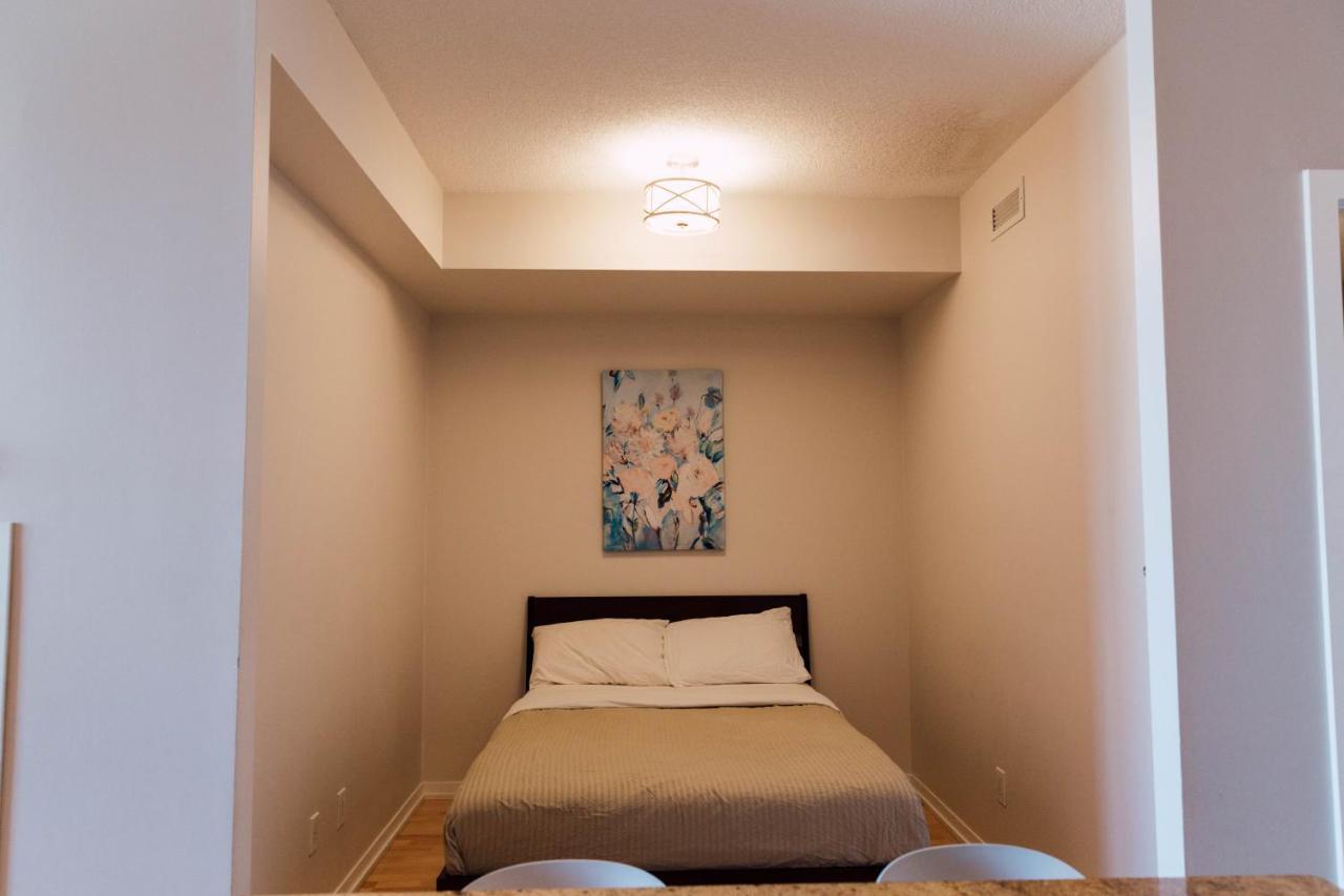Sarkar Suites - Maple Leaf Square Toronto Buitenkant foto