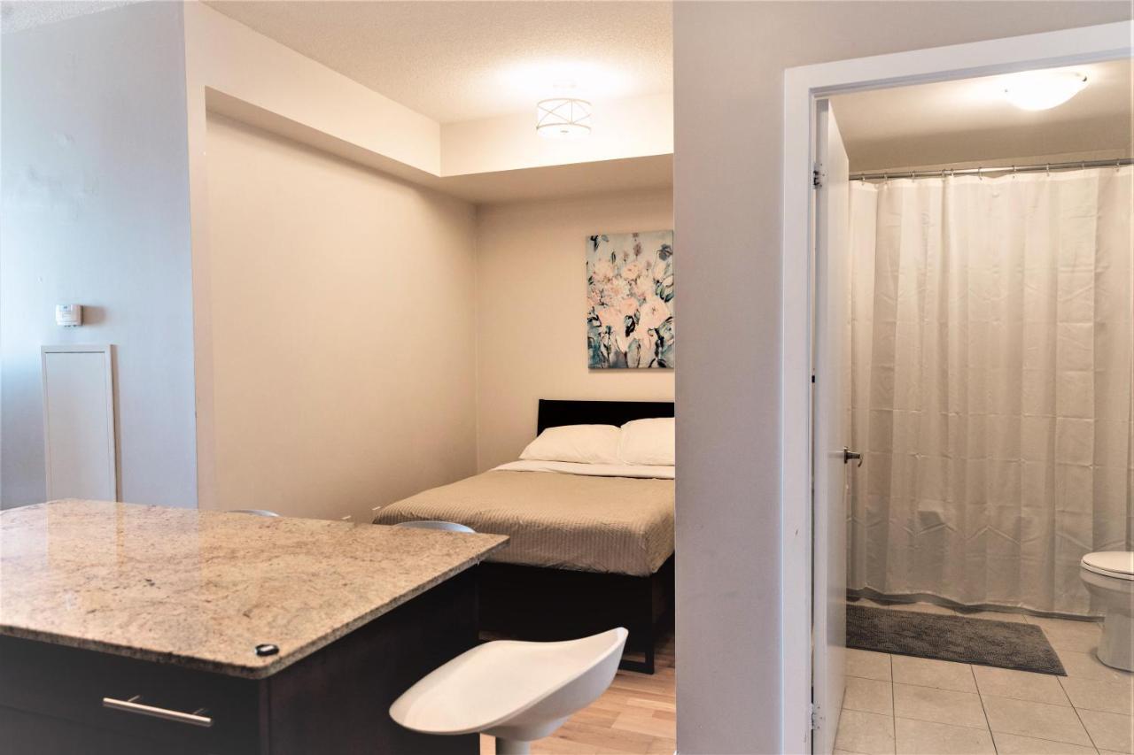 Sarkar Suites - Maple Leaf Square Toronto Buitenkant foto