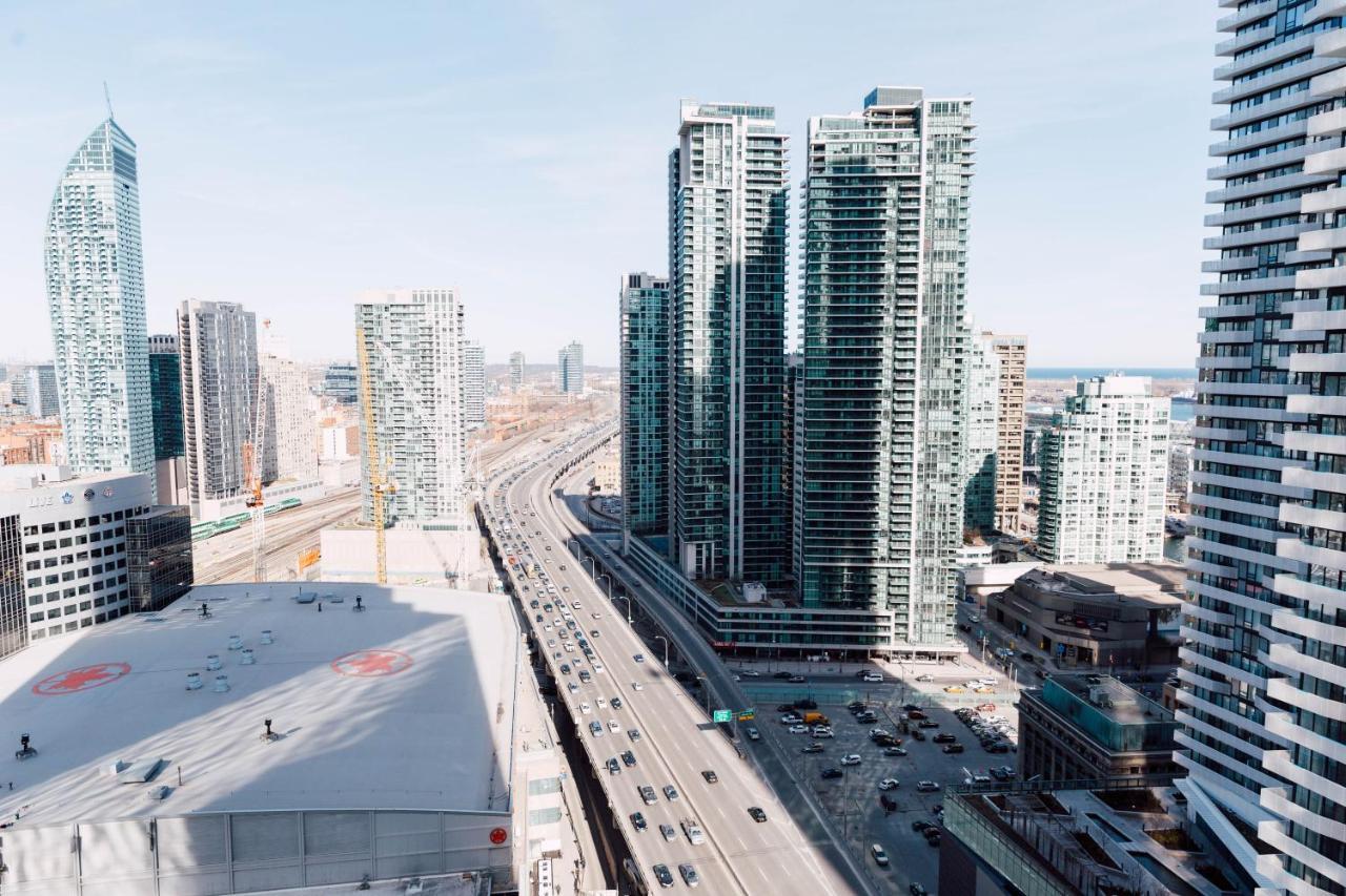 Sarkar Suites - Maple Leaf Square Toronto Buitenkant foto